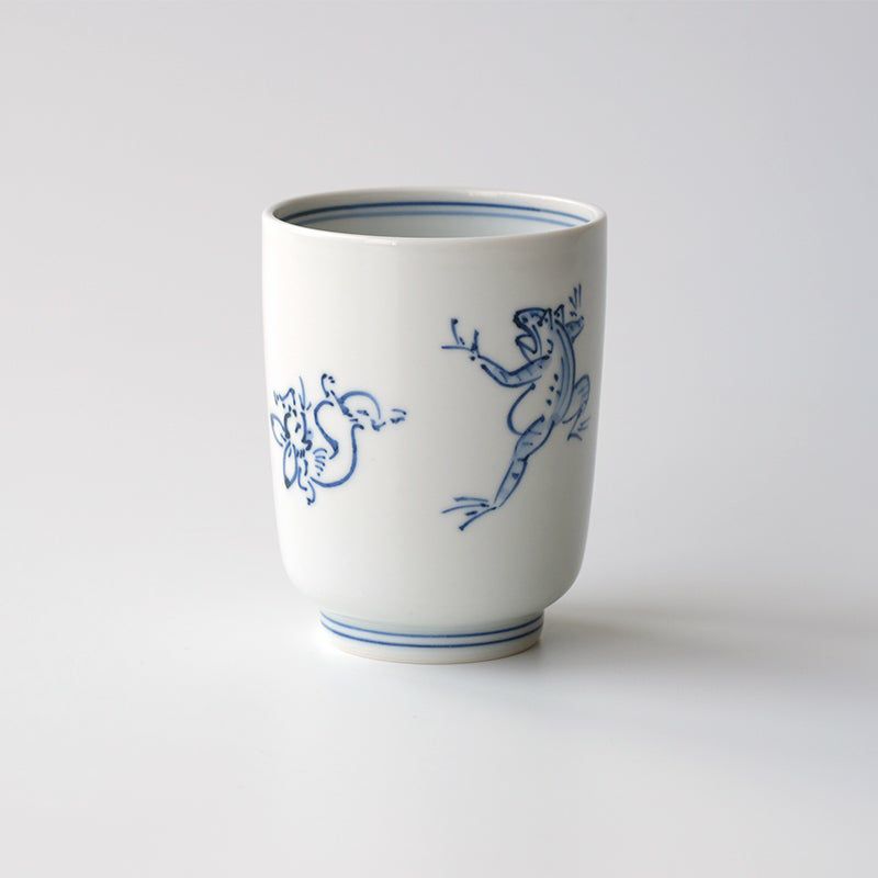Chōjū-giga of Teacup【blue and white】(1 piece) Kyo ware/Kiyomizu ware